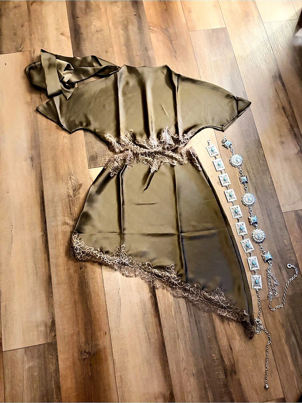 Brown Satin Lace Robe - Picture 2 of 7